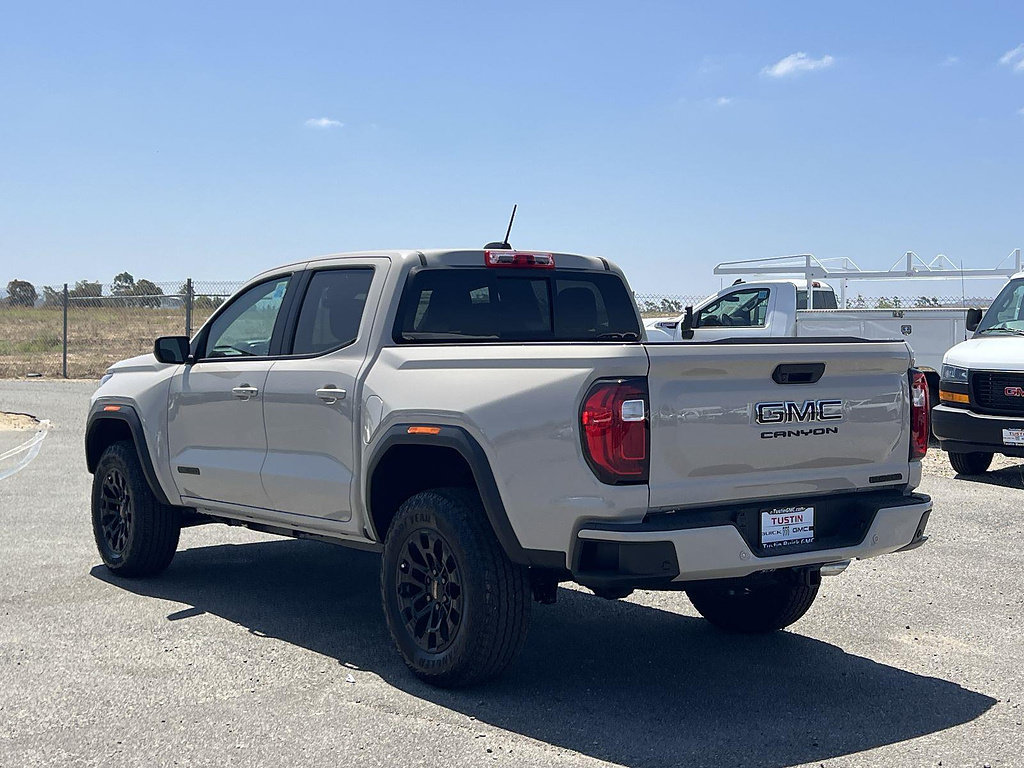 New 2026 GMC Canyon Elevation w/ LPO, Black Badging Package RWD image 5
