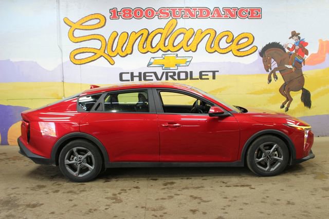 Used 2025 Kia K4 FWD image 1