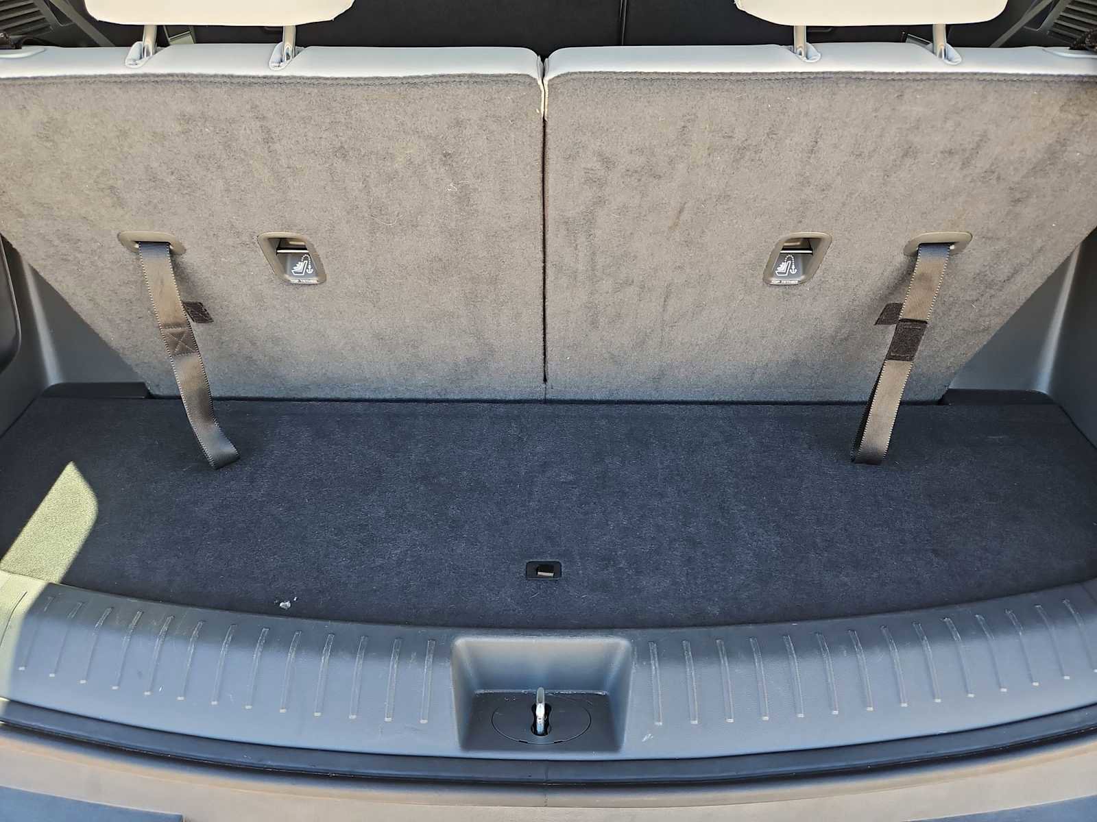 Certified 2025 Hyundai Santa Fe SEL image 33