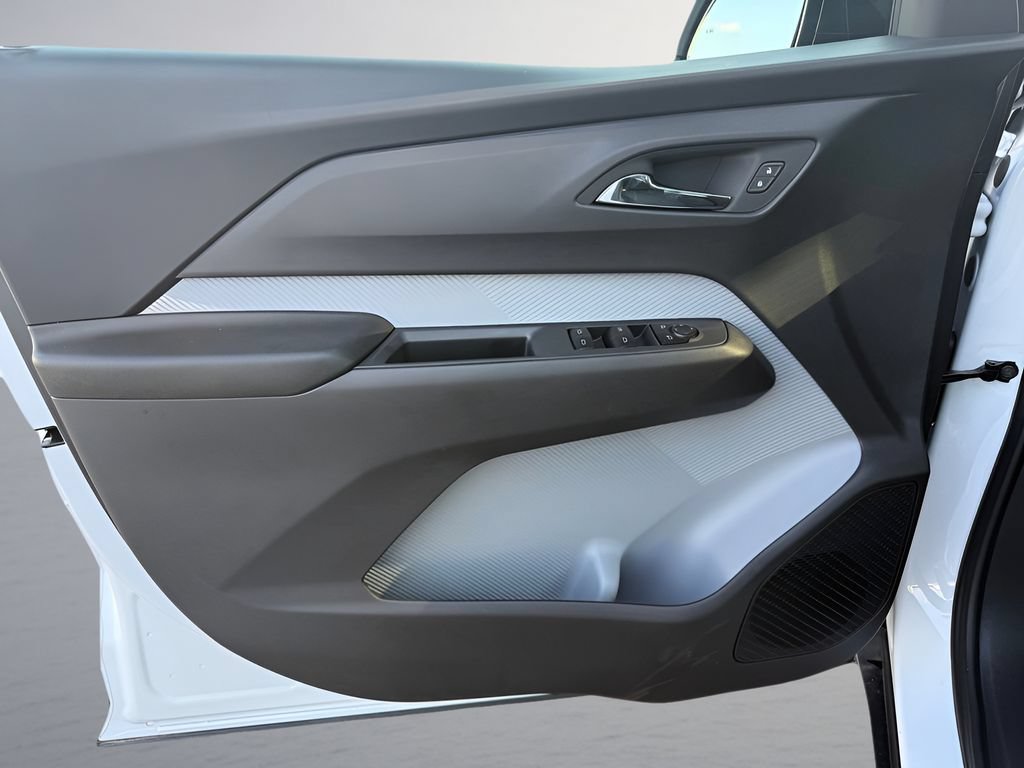 New 2027 Chevrolet Bolt LT FWD image 9