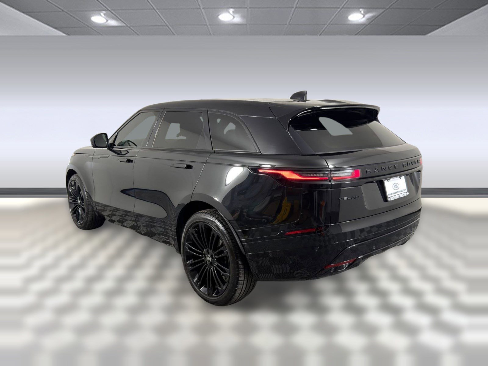 Certified 2026 Land Rover Range Rover Velar Dynamic SE image 3