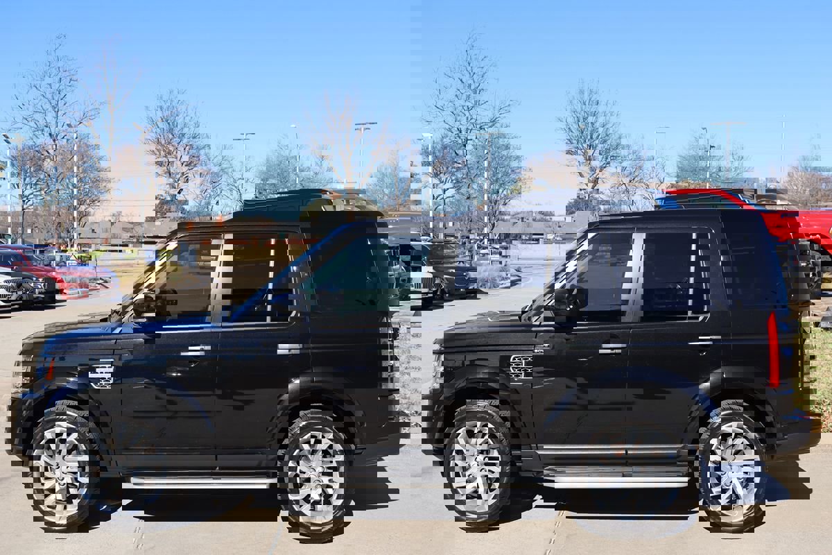 Used 2016 Land Rover LR4 HSE image 6