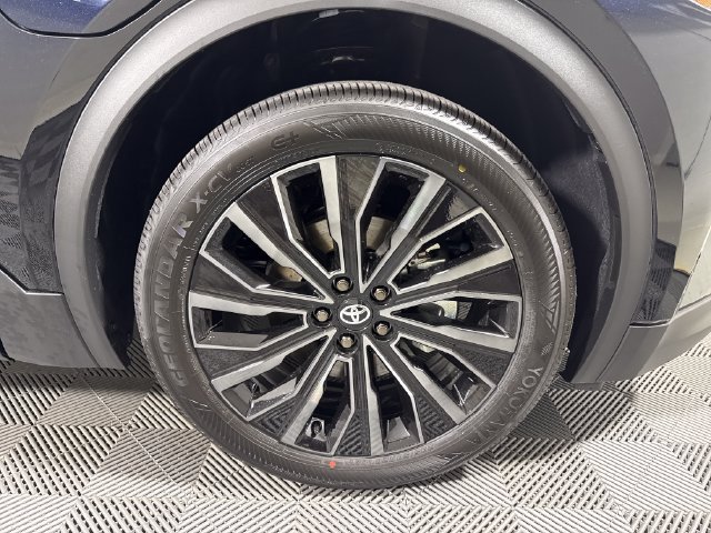 New 2026 Toyota C-HR AWD/4WD image 11