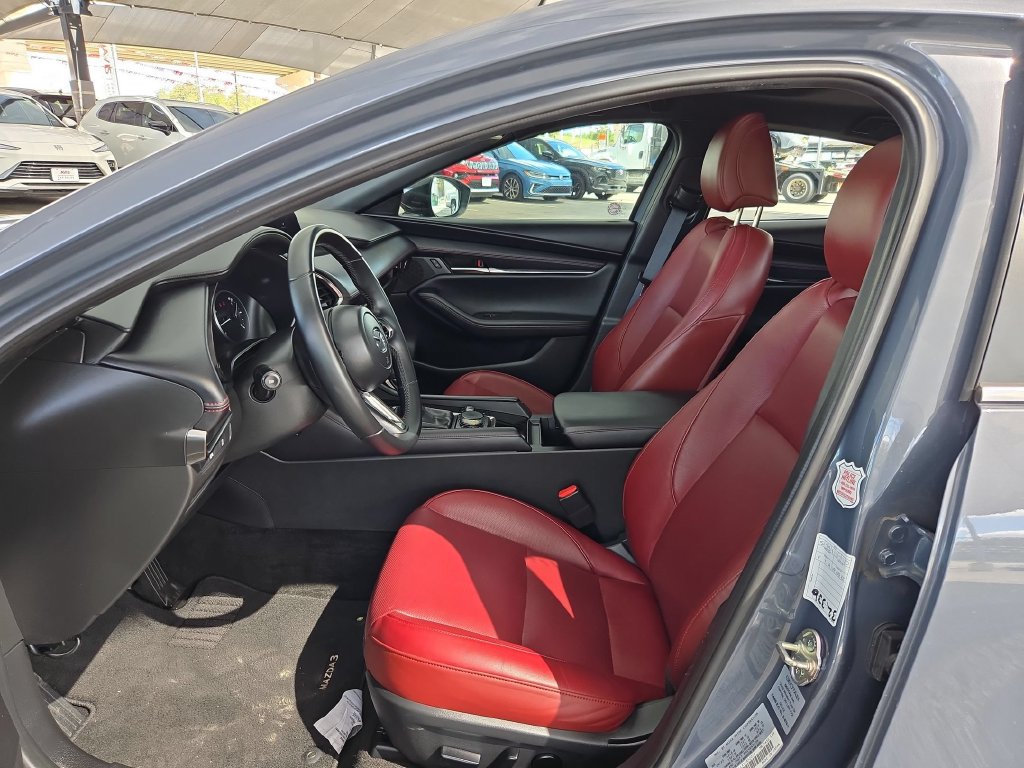 Used 2026 MAZDA MAZDA3 Carbon AWD/4WD image 11