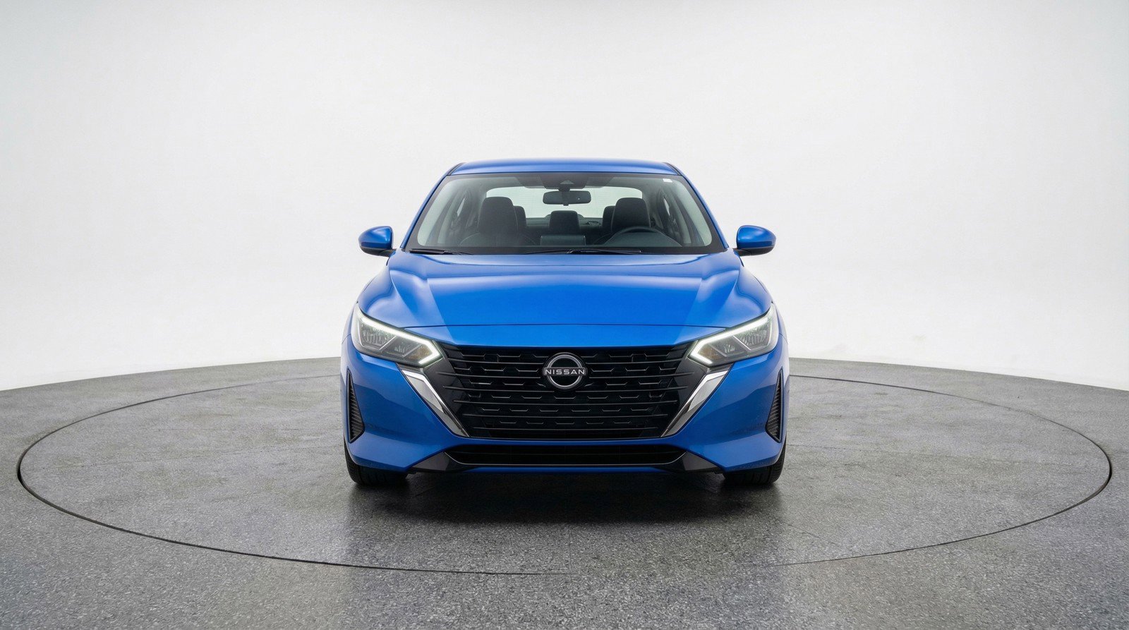 Used 2025 Nissan Sentra SV image 2