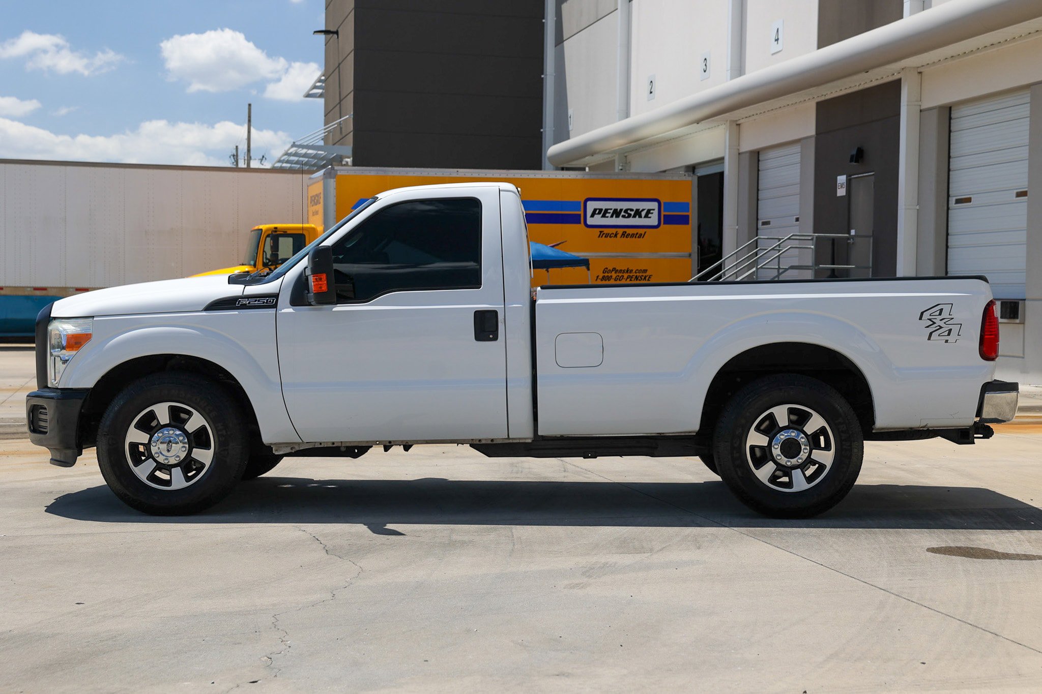 Used 2016 Ford F250 XL w/ Power Equipment Group RWD image 8
