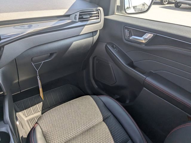Used 2024 Ford Escape ST-Line Elite image 16