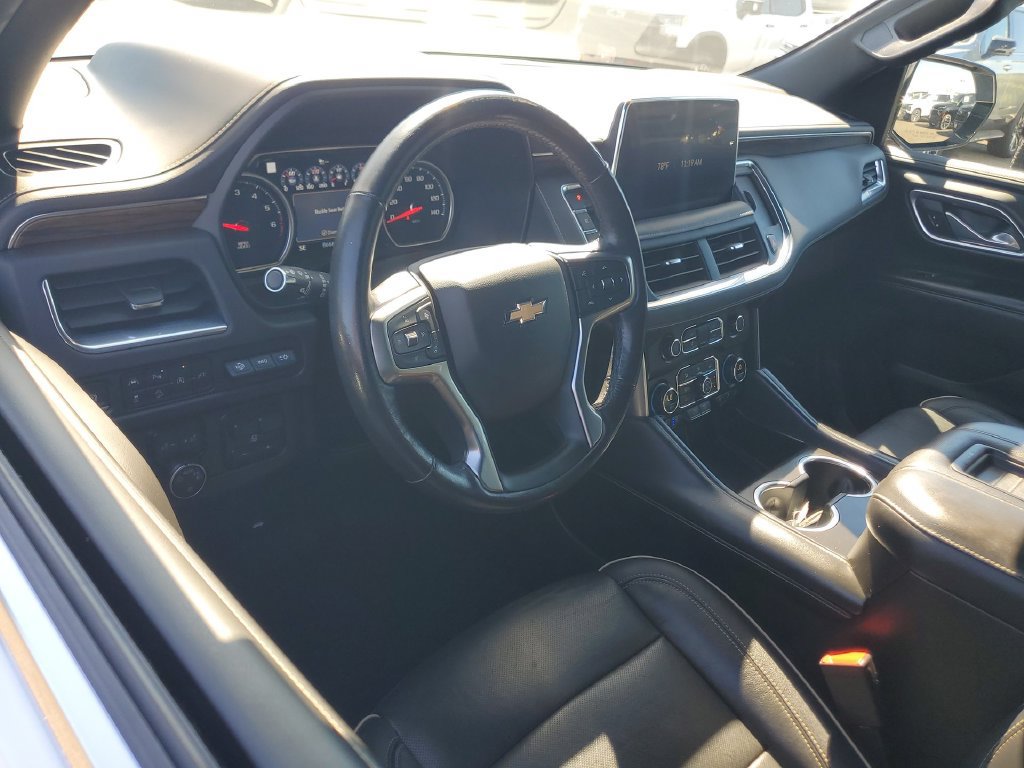 Used 2021 Chevrolet Tahoe Premier w/ Premium Package AWD/4WD image 10