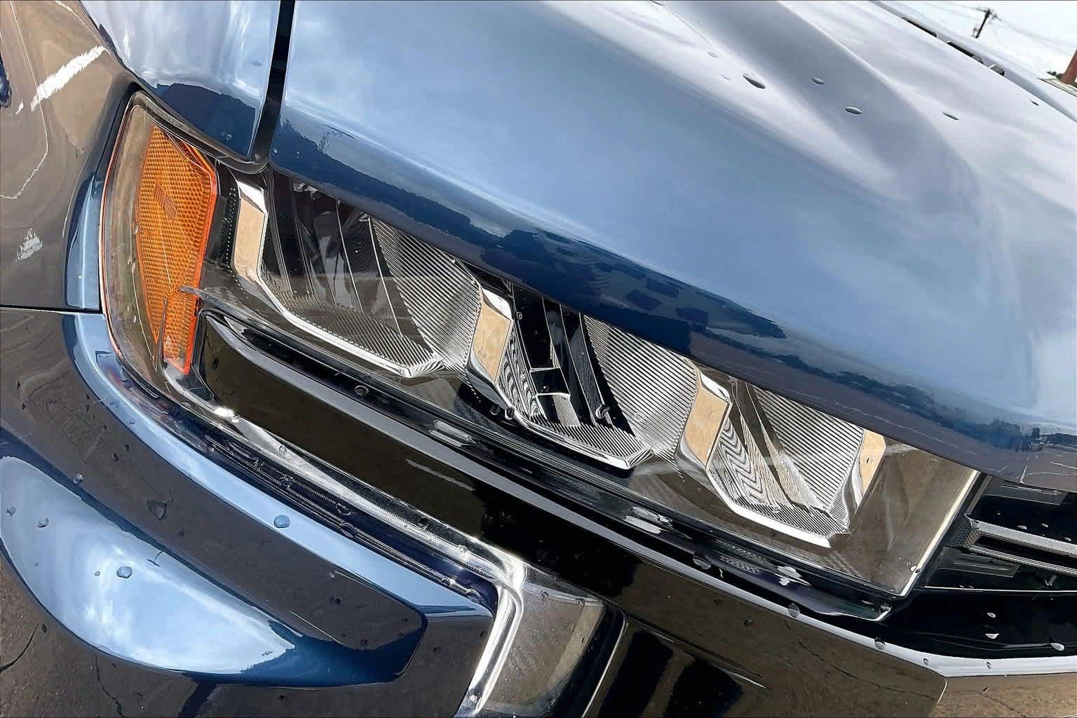 Used 2021 Chevrolet Silverado 1500 LT Trail Boss w/ Convenience Package II AWD/4WD image 29