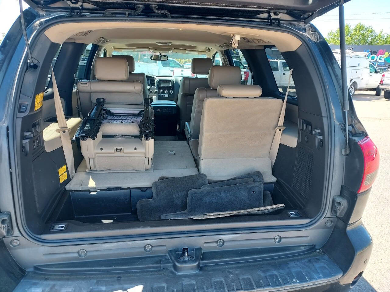 Used 2011 Toyota Sequoia Limited AWD/4WD image 13