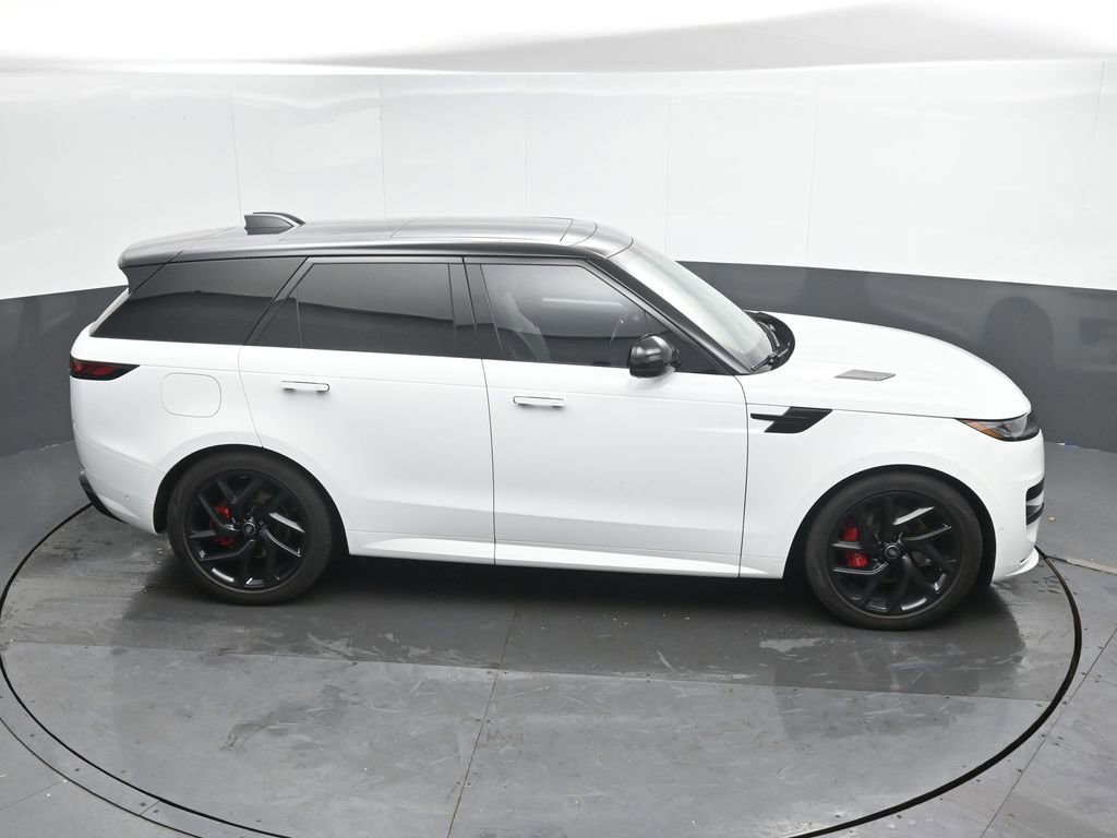 Used 2024 Land Rover Range Rover Sport Dynamic SE image 35