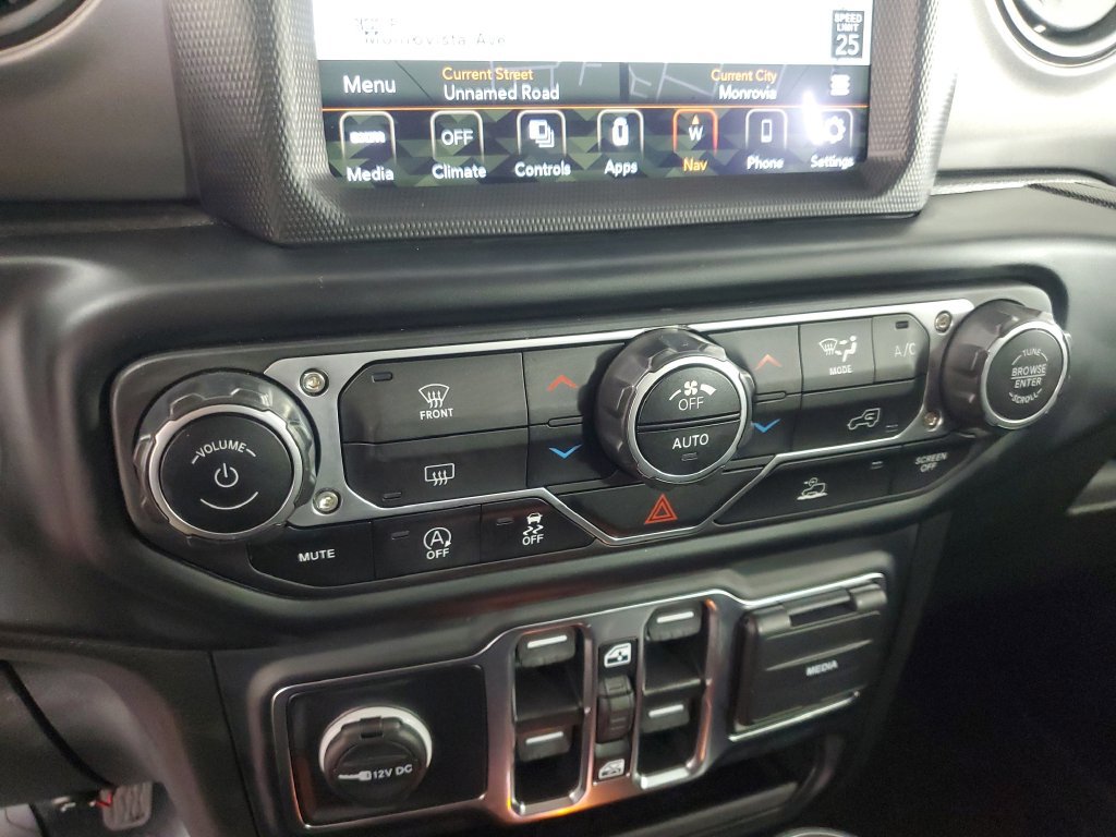 Used 2023 Jeep Gladiator Sport AWD/4WD image 19