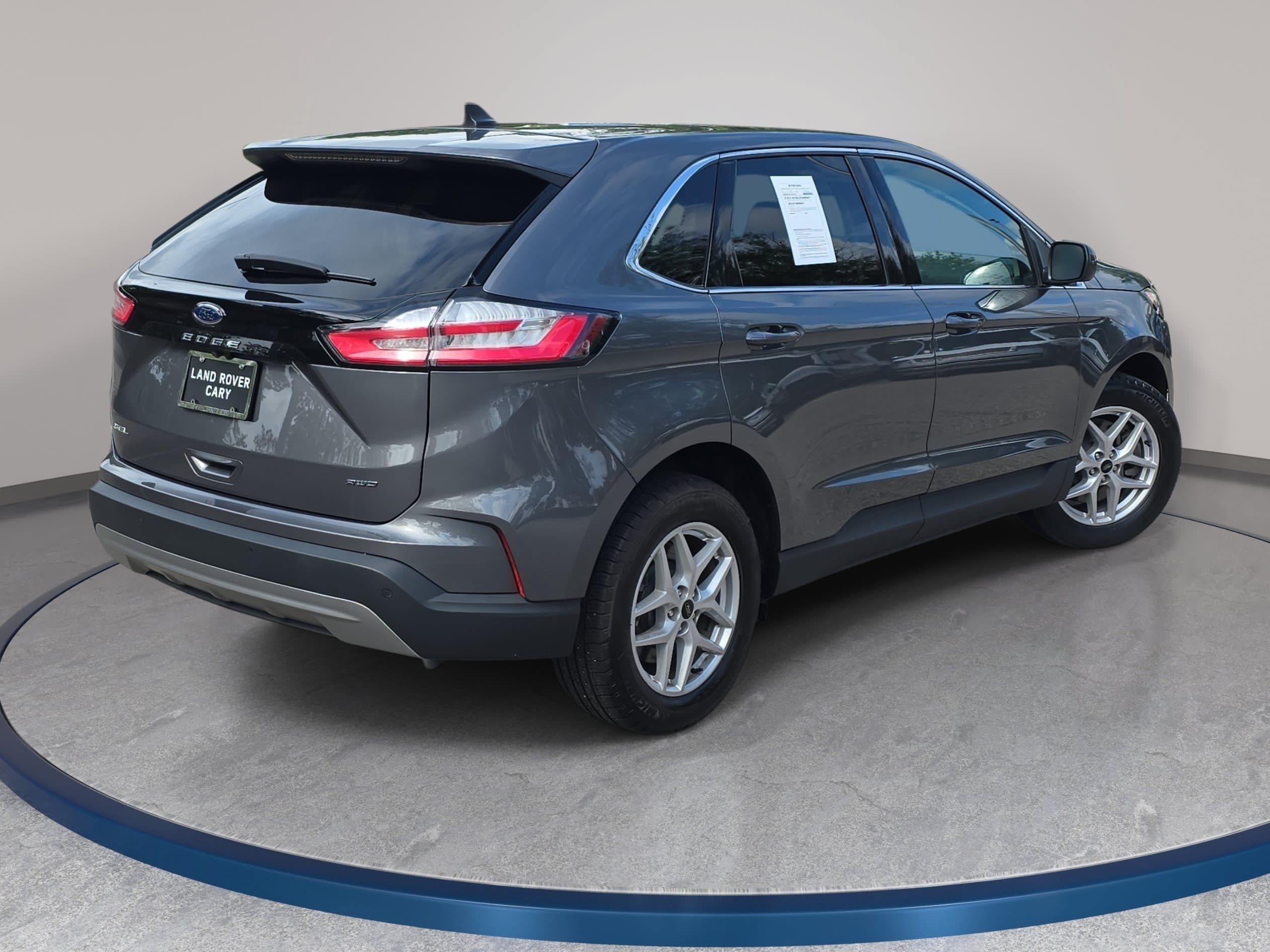 Used 2024 Ford Edge SEL w/ Convenience Package AWD/4WD image 5