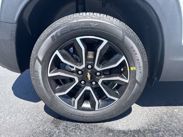 Used 2021 Chevrolet TrailBlazer ACTIV w/ Technology Package AWD/4WD image 9