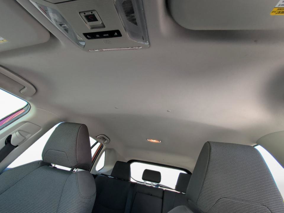 Used 2020 Toyota RAV4 LE FWD image 25