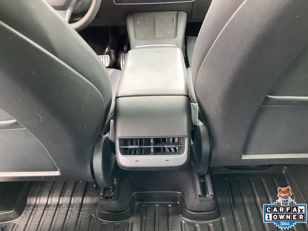 Used 2022 Tesla Model Y Performance AWD/4WD image 35