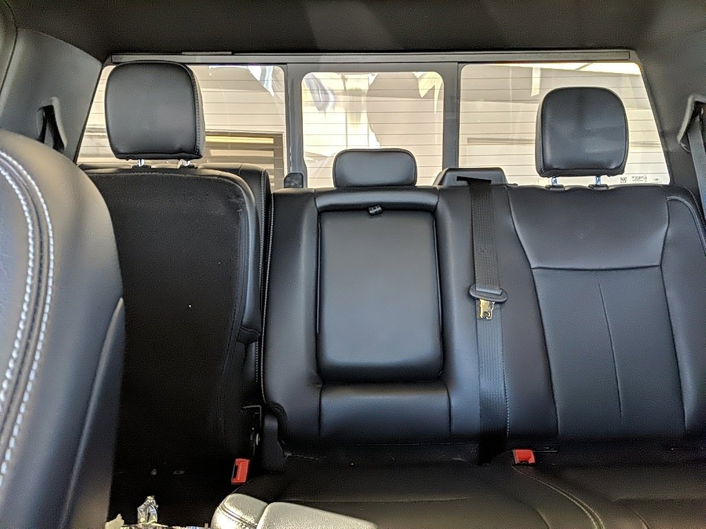 Certified 2022 Ford F350 Lariat w/ Black Appearance Package image 23