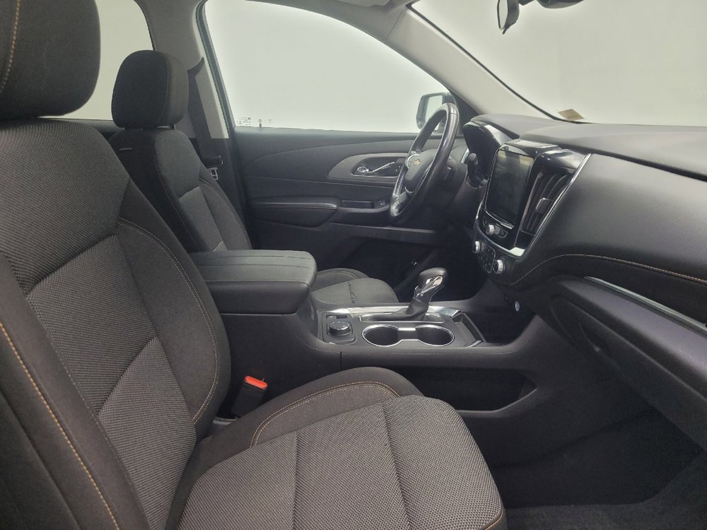 Used 2021 Chevrolet Traverse LT w/ LPO, Blackout Package image 21