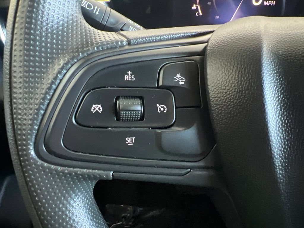 Used 2025 Buick Envista Preferred FWD image 49