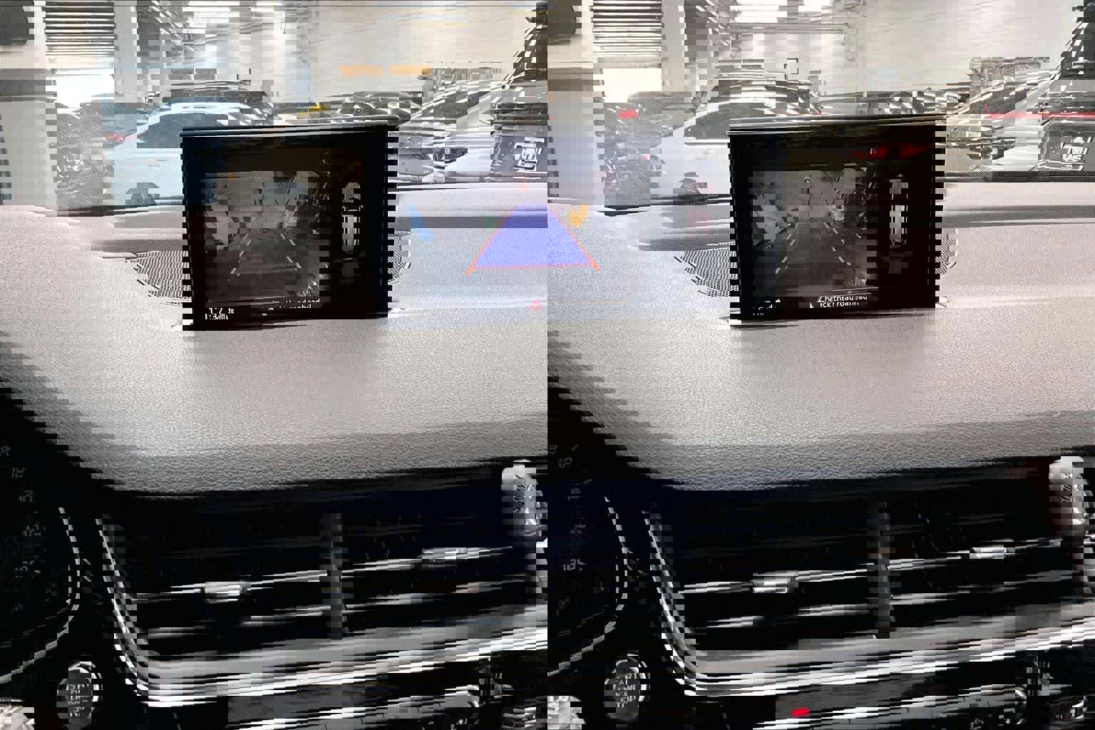 Used 2017 Audi Q7 3.0T Premium Plus w/ Premium Plus Package image 35