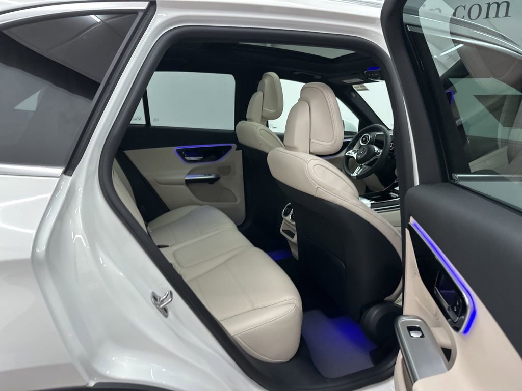 New 2026 Mercedes-Benz GLC 300 image 24