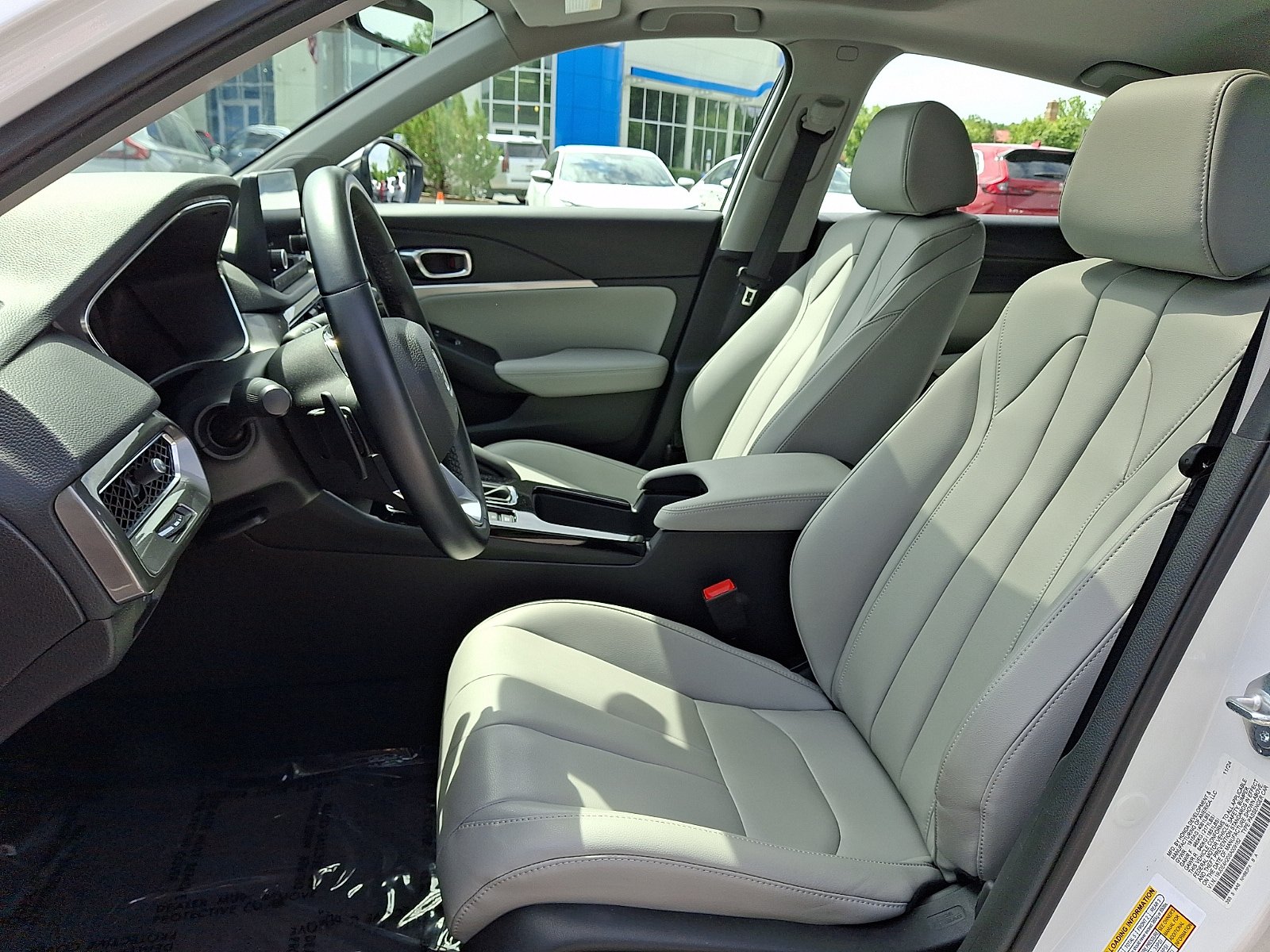 Used 2025 Acura Integra FWD image 13