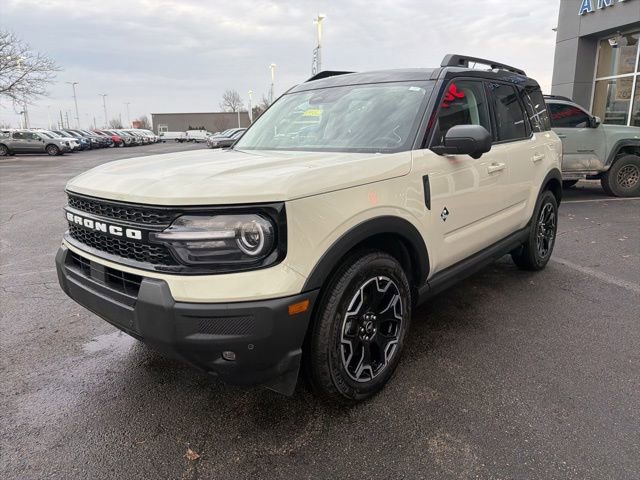 Certified 2025 Ford Bronco Sport Outer Banks w/ Outer Banks Tech Package+ image 2