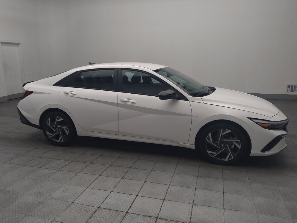 Used 2025 Hyundai Elantra Sport FWD image 11