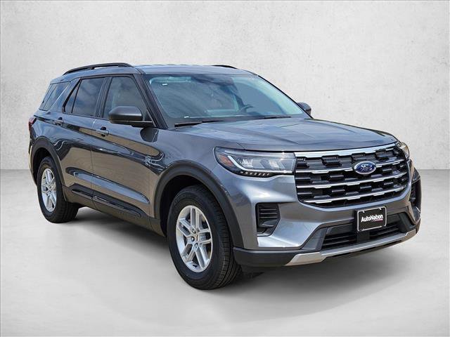 New 2026 Ford Explorer Active RWD image 7