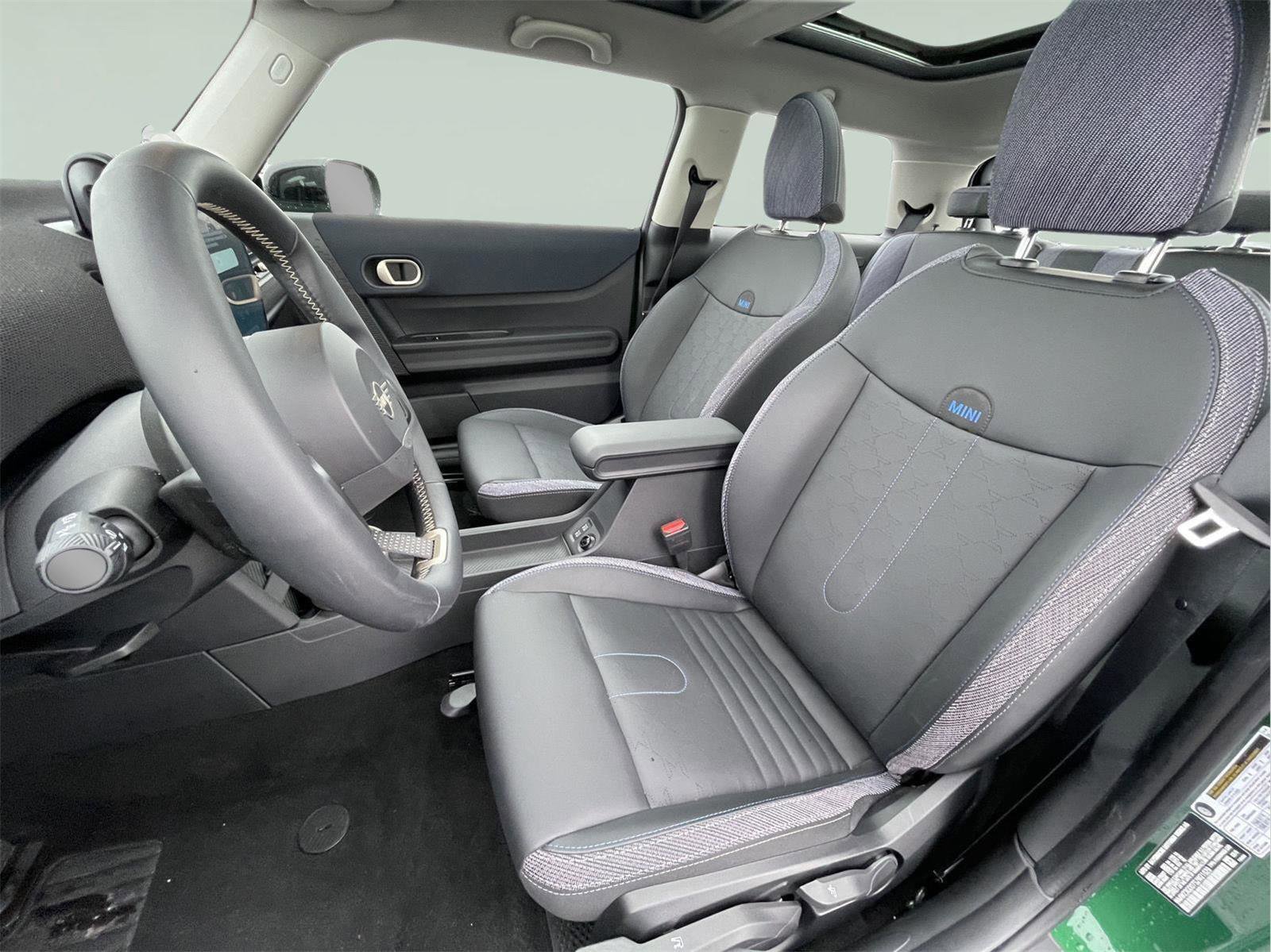 Used 2025 MINI Cooper S image 13