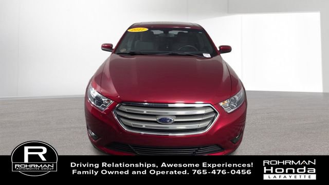 Used 2017 Ford Taurus SEL FWD image 3