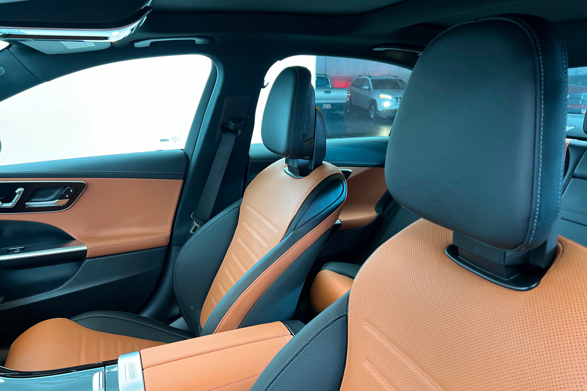 New 2026 Mercedes-Benz C 43 AMG 4MATIC Sedan image 16