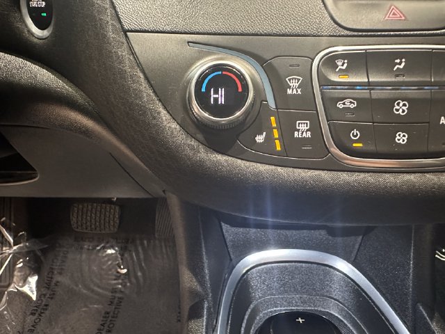 Used 2019 Chevrolet Malibu LT FWD image 12