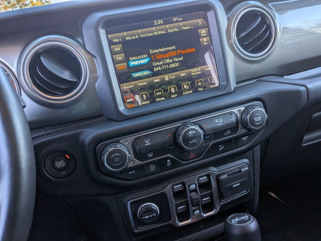 Used 2019 Jeep Wrangler Unlimited Sahara w/ Uconnect 4C Nav & Sound Group image 19