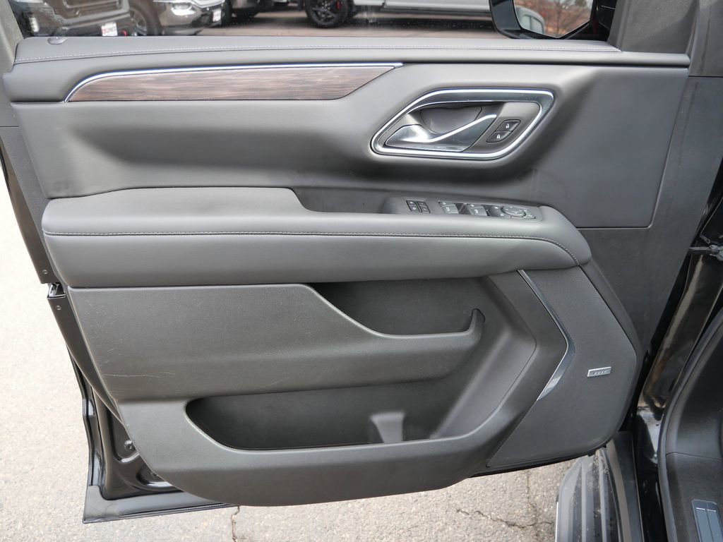 Used 2023 Chevrolet Tahoe LT w/ LT Signature Package image 30