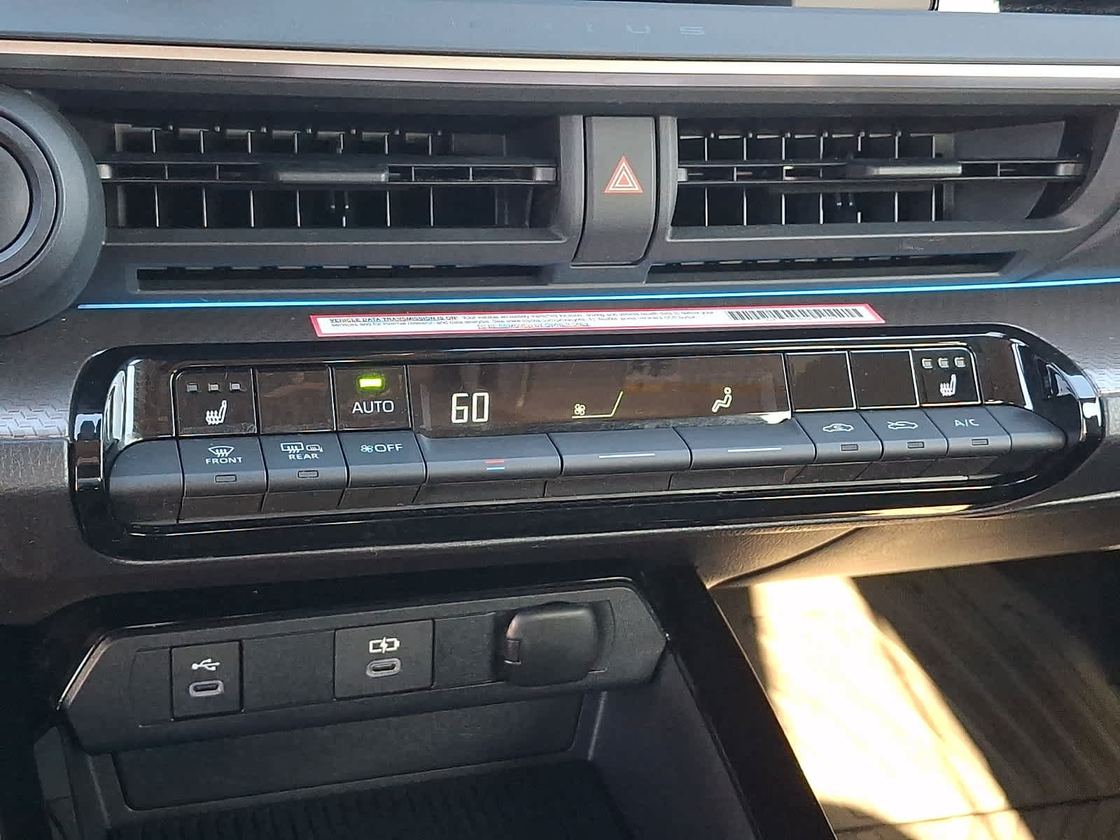 Certified 2023 Toyota Prius XLE FWD image 19