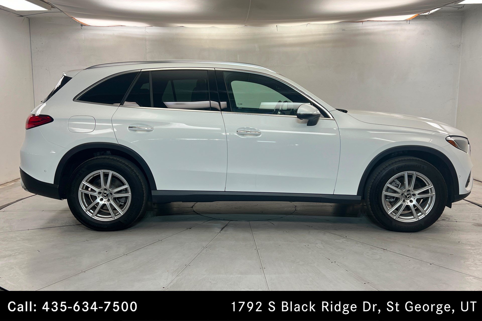 Certified 2025 Mercedes-Benz GLC 300 4MATIC image 6