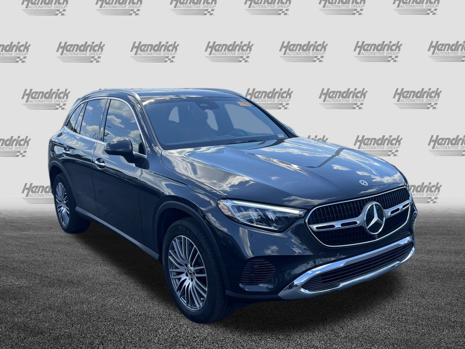 Certified 2026 Mercedes-Benz GLC 300 image 2