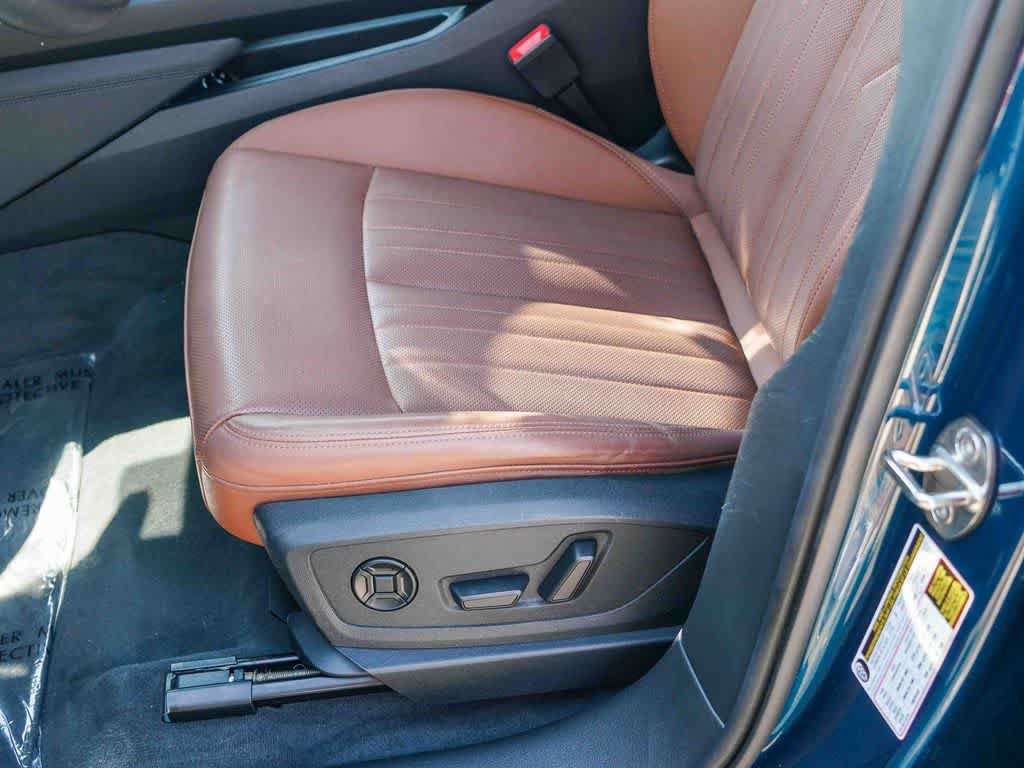 Used 2023 Audi e-tron Premium Plus AWD/4WD image 17