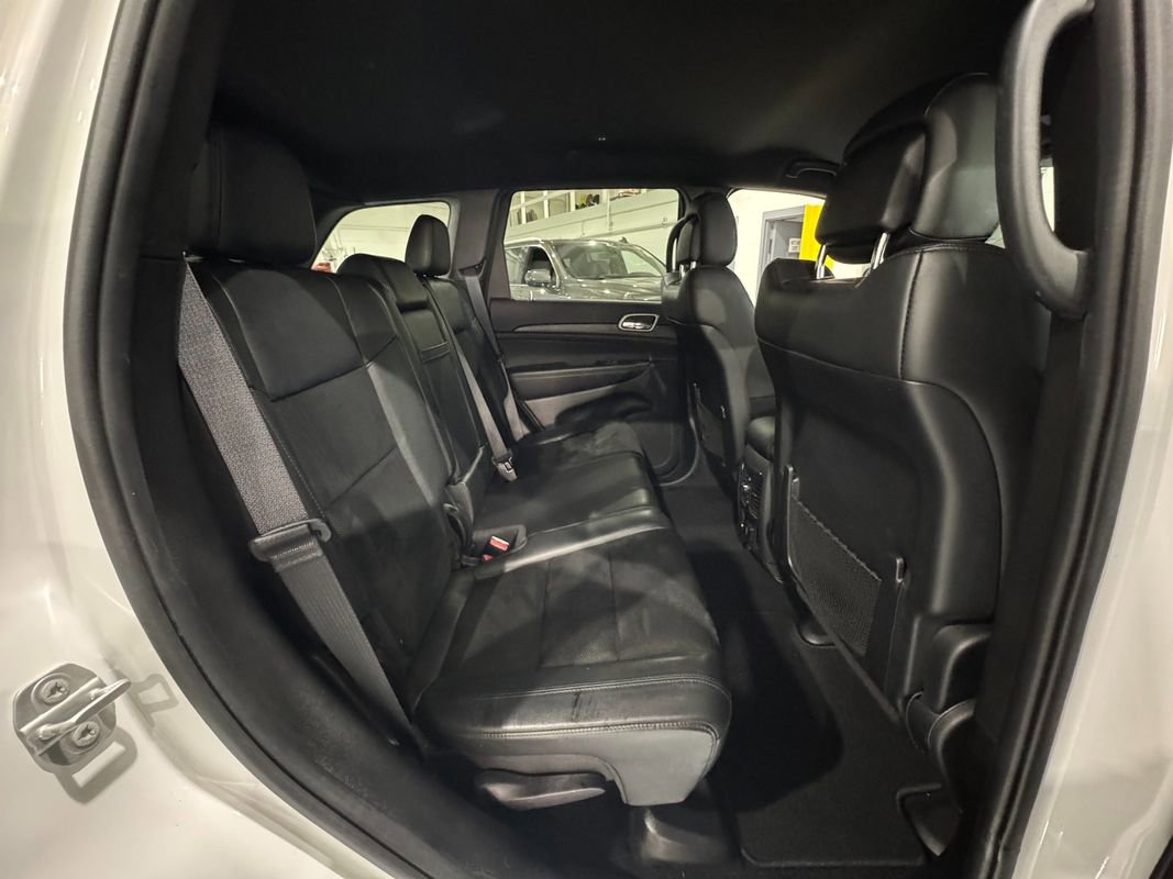 Used 2020 Jeep Grand Cherokee Altitude image 33