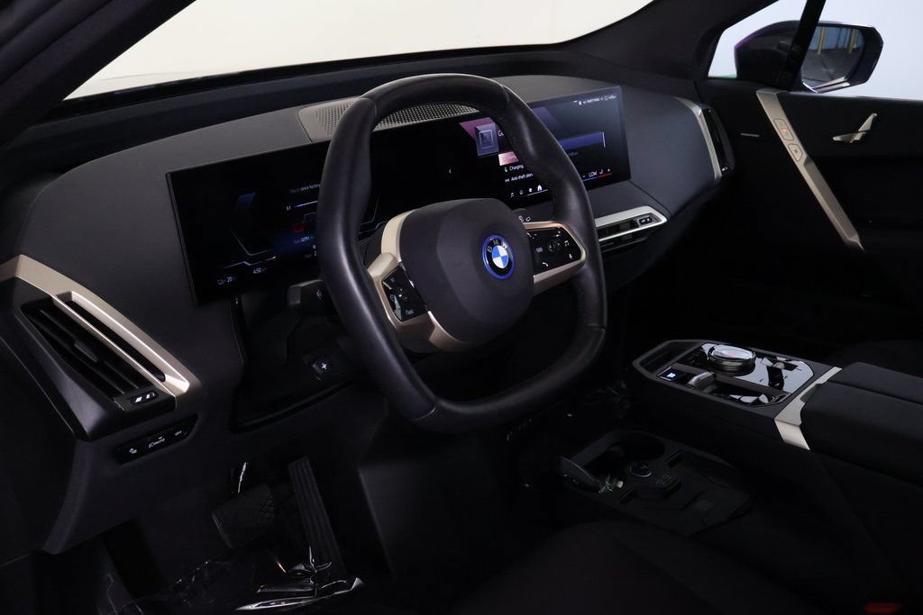 Certified 2024 BMW iX xDrive50 w/ Sport Package AWD/4WD image 7