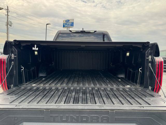 Used 2022 Toyota Tundra Platinum w/ Advanced Package AWD/4WD image 18