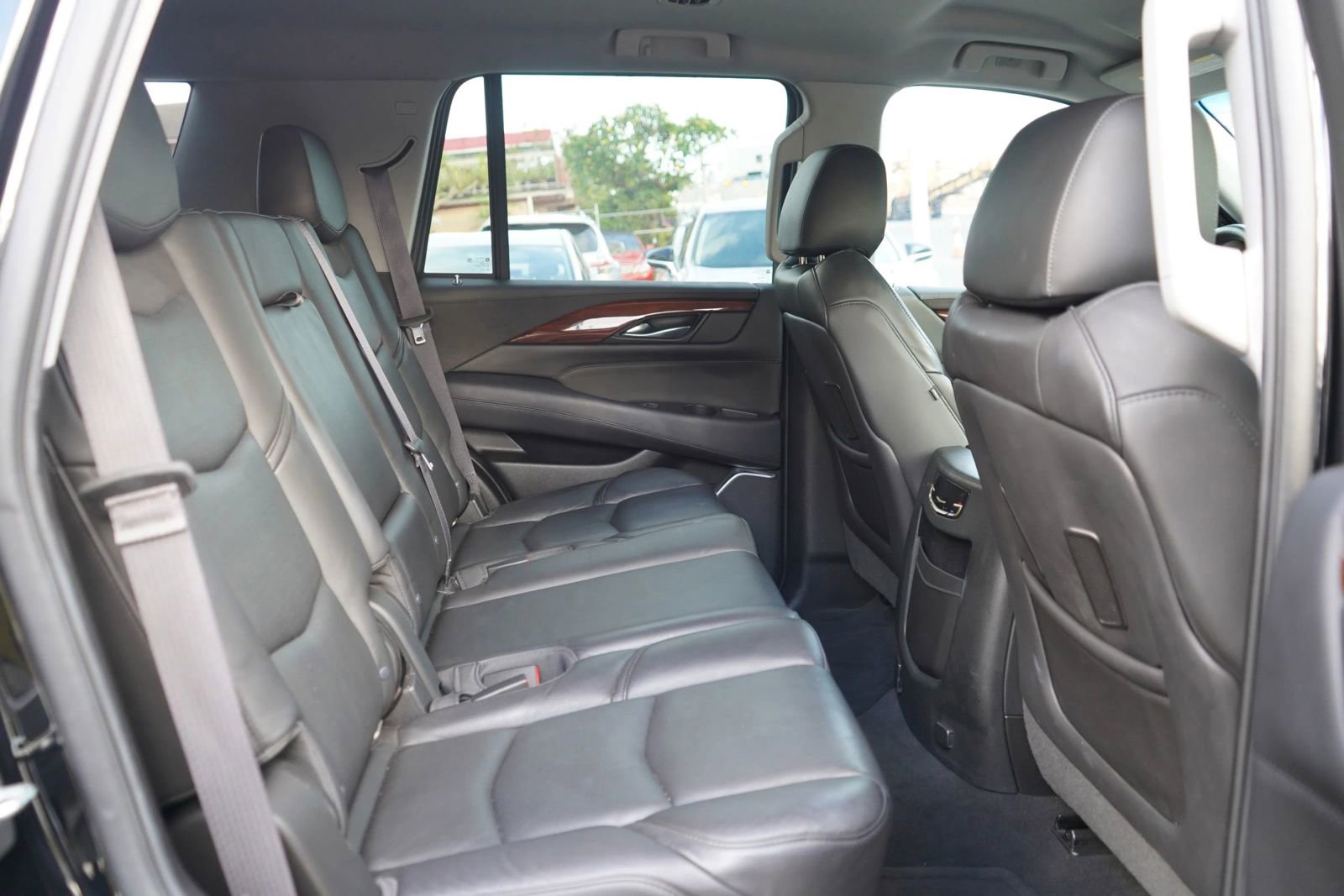 Used 2016 Cadillac Escalade 2WD image 18