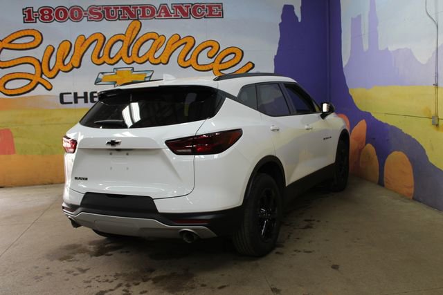 Used 2024 Chevrolet Blazer LT w/ Convenience Package FWD image 8