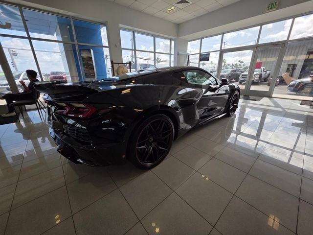 Used 2023 Chevrolet Corvette Z06 w/ Engine Appearance Package image 7