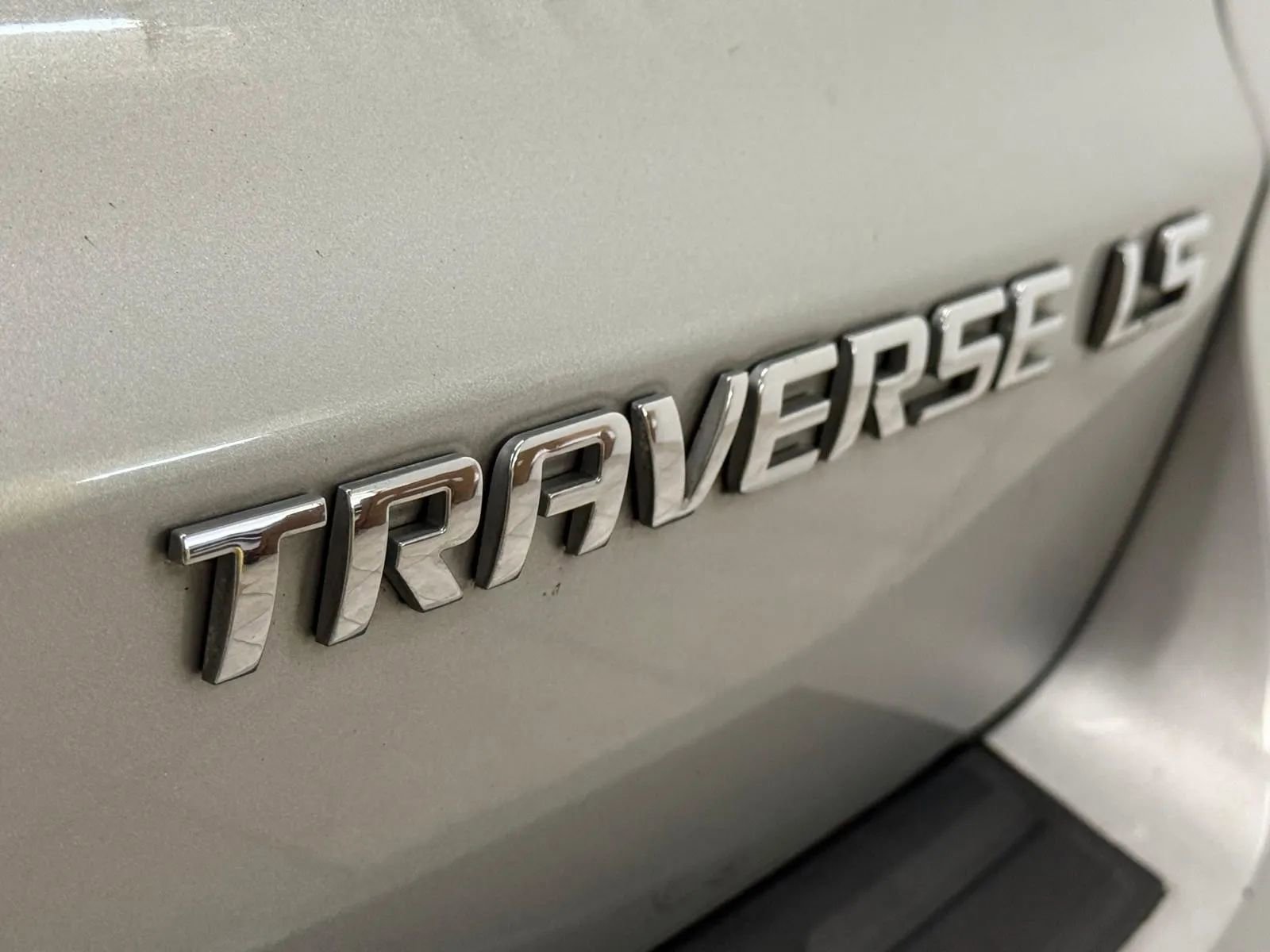 Used 2013 Chevrolet Traverse LS image 21