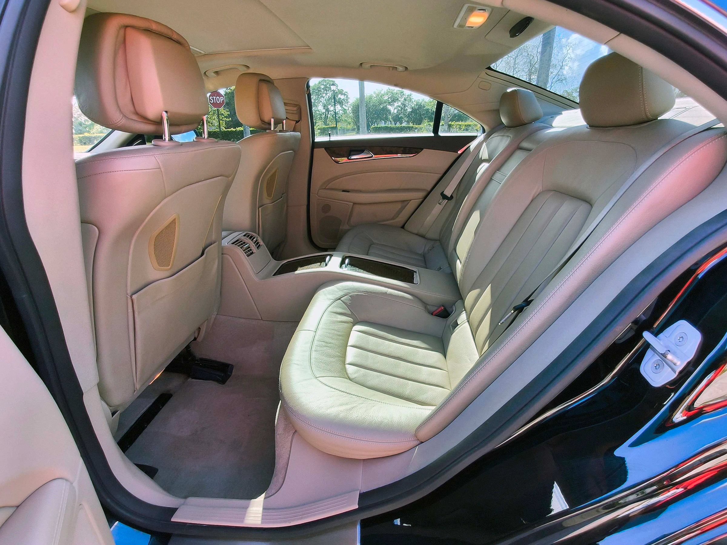 Used 2013 Mercedes-Benz CLS 550 4MATIC image 31