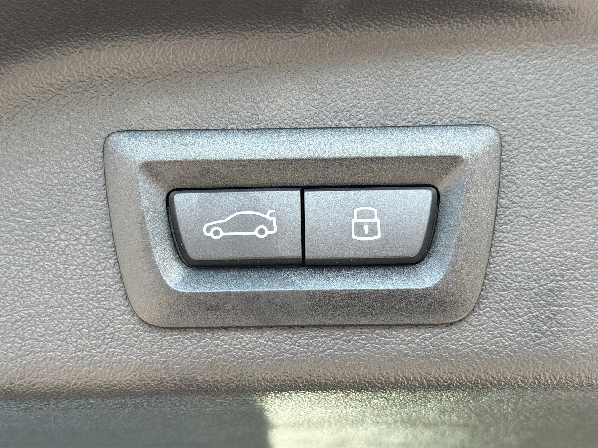 Used 2026 BMW X5 xDrive40i AWD/4WD image 13