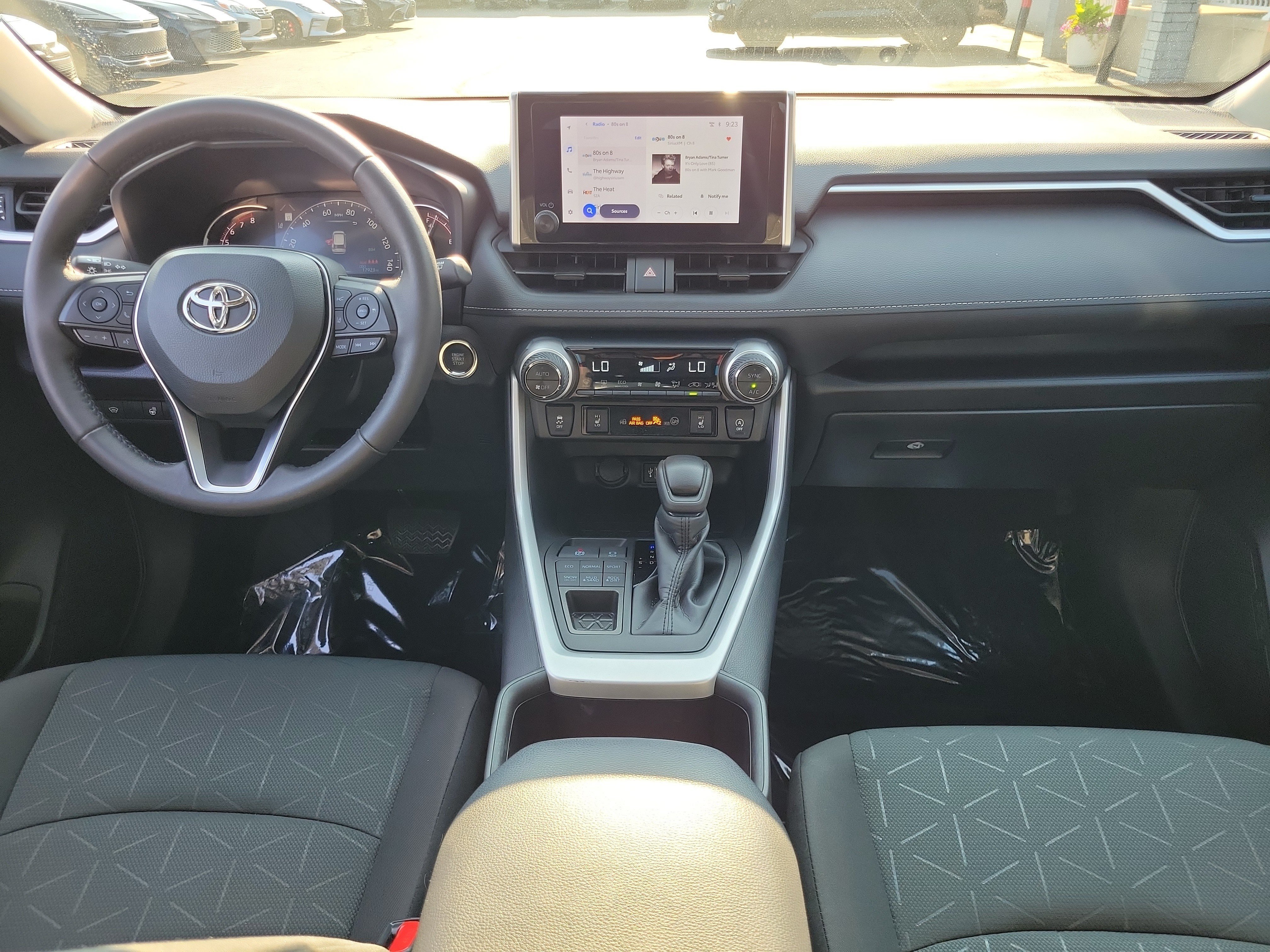 Used 2024 Toyota RAV4 XLE w/ Convenience Package AWD/4WD image 9