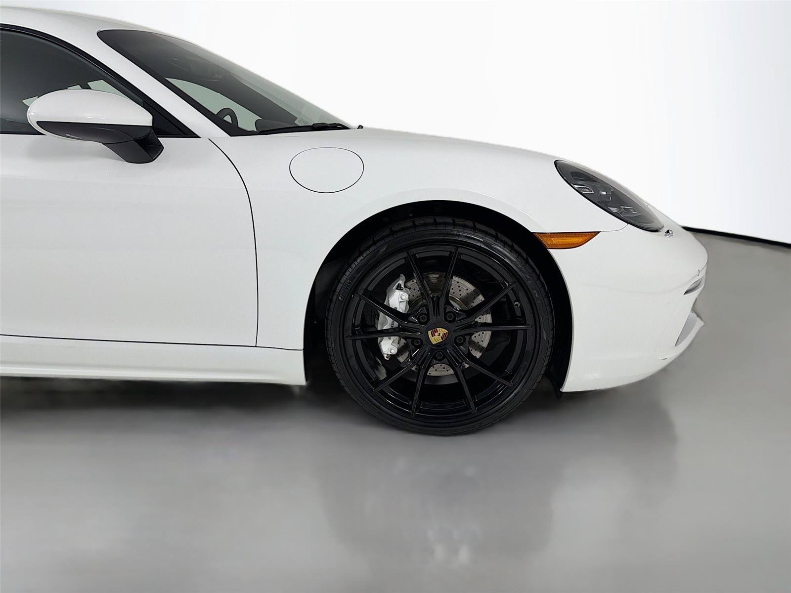 Certified 2022 Porsche 718 Cayman RWD image 24